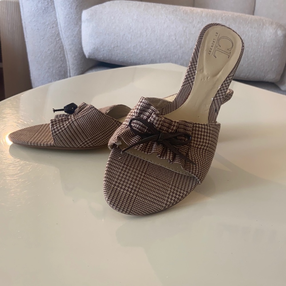 Laundry Brown Houndstooth Ruched Kitten Heels
